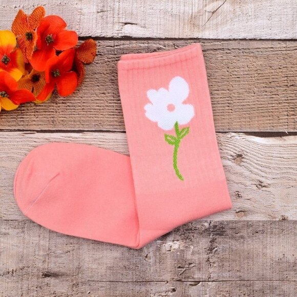 Minimal Garden Womens Flower Socks White on Pink Gift Packaged - Picture 4 of 9